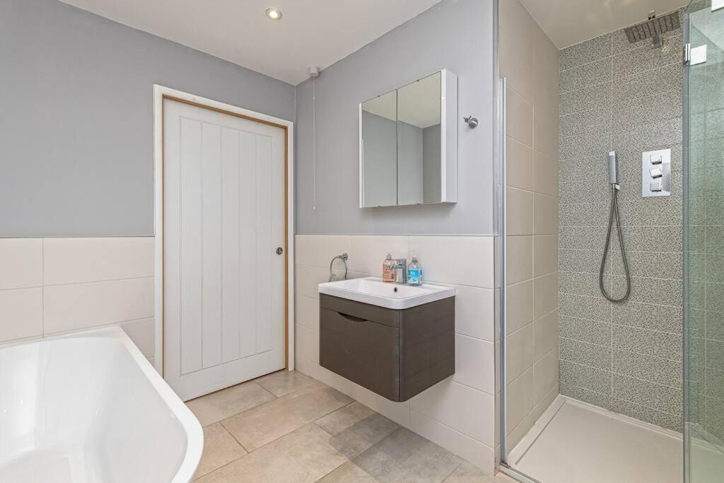 Family-Friendly Retreat Between Beach & Mountains Tremadog Eksteriør billede